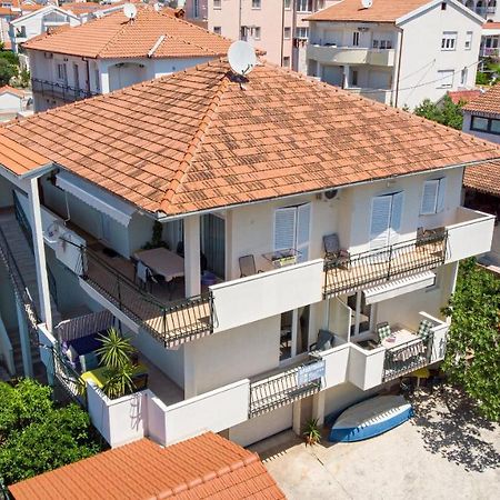 Apartments Vice Трогир Экстерьер фото