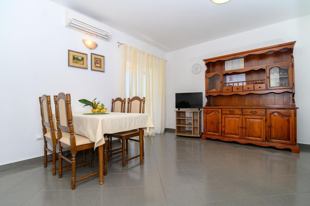 Apartments Vice Трогир Экстерьер фото