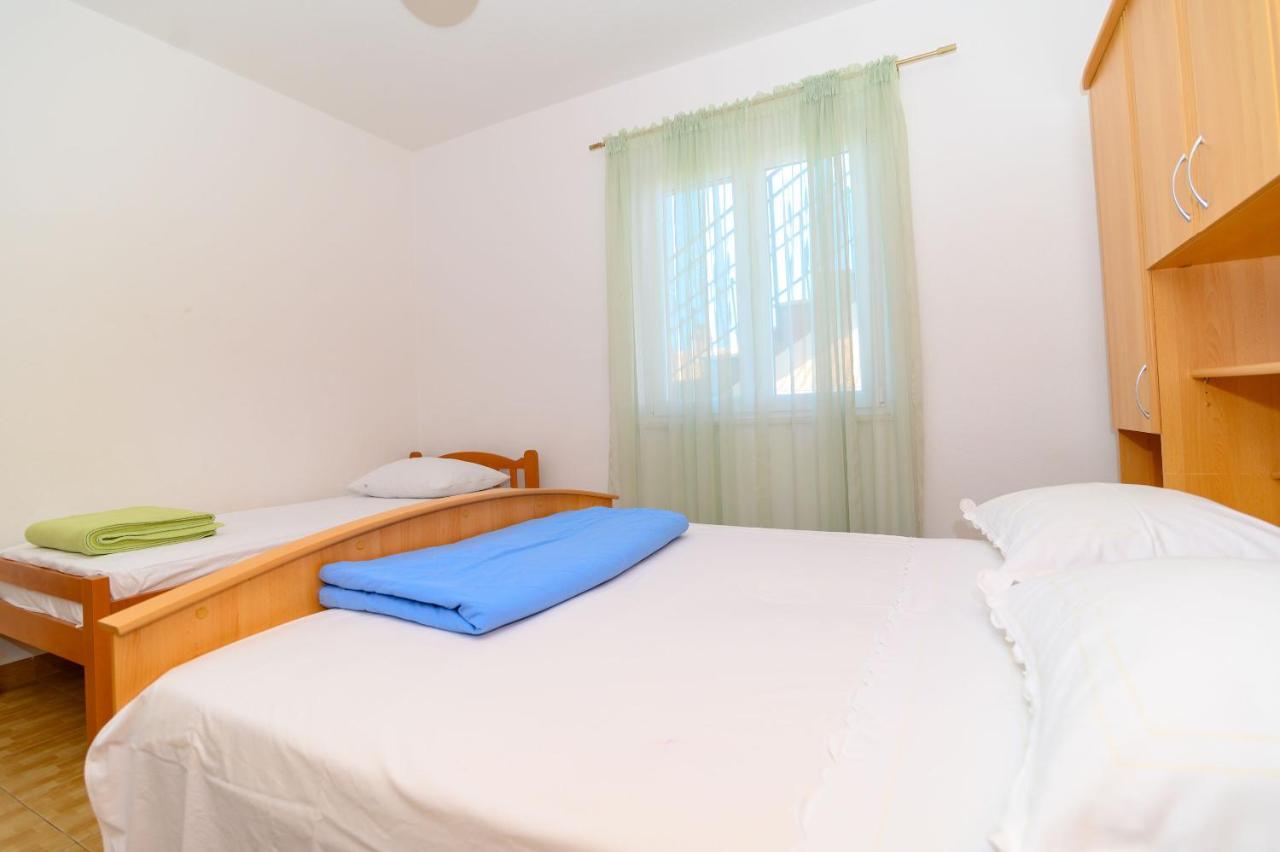 Apartments Vice Трогир Экстерьер фото