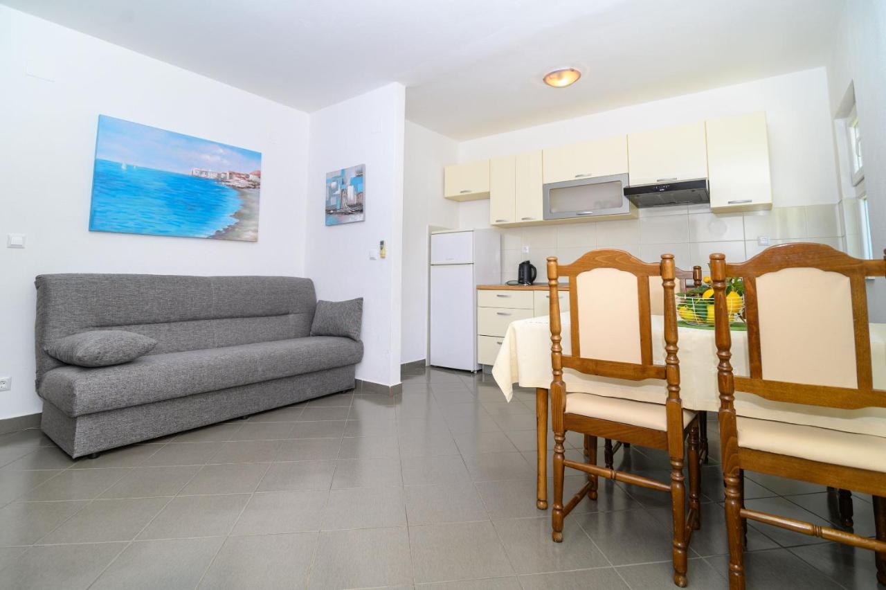 Apartments Vice Трогир Экстерьер фото
