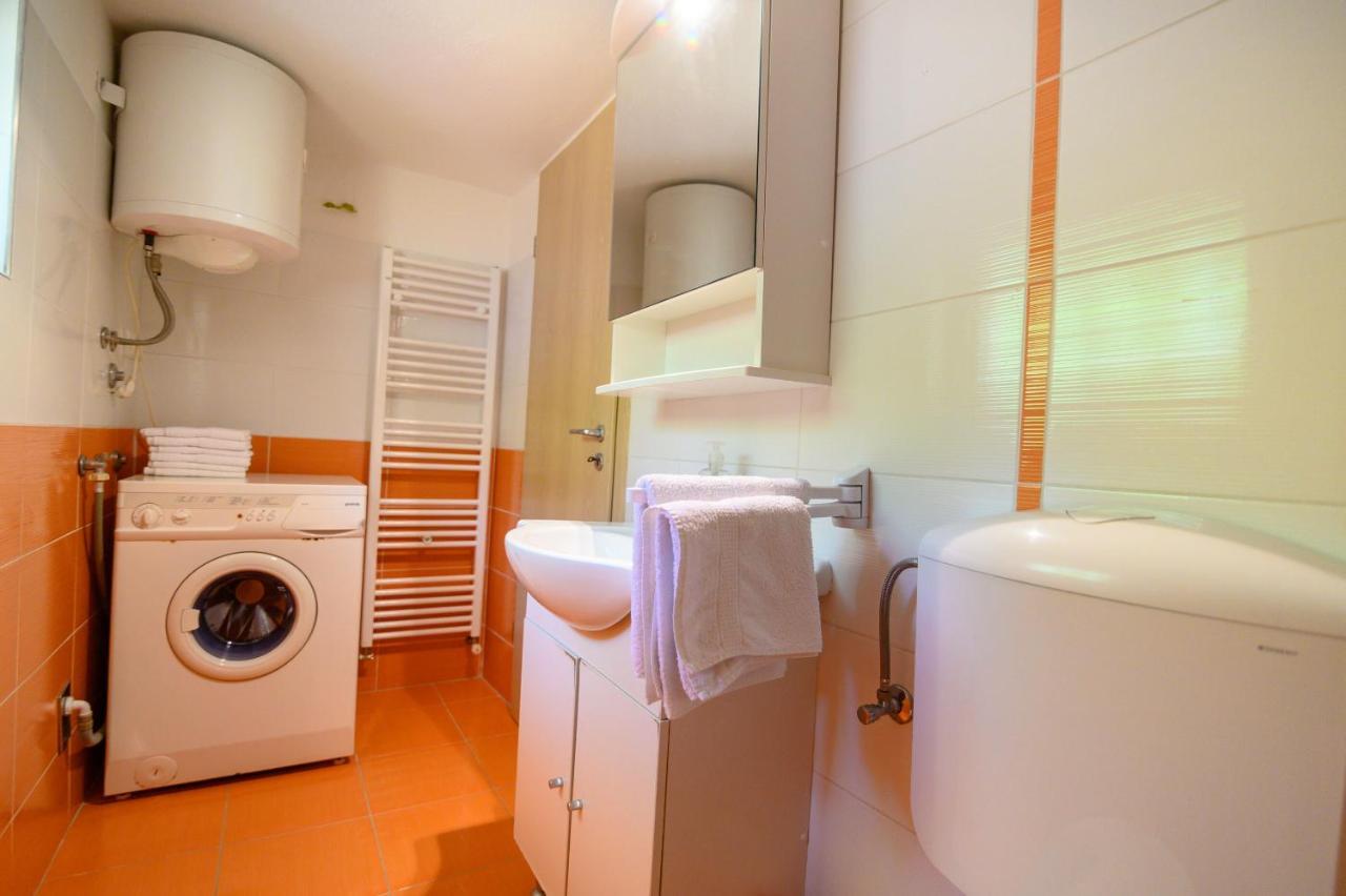 Apartments Vice Трогир Экстерьер фото