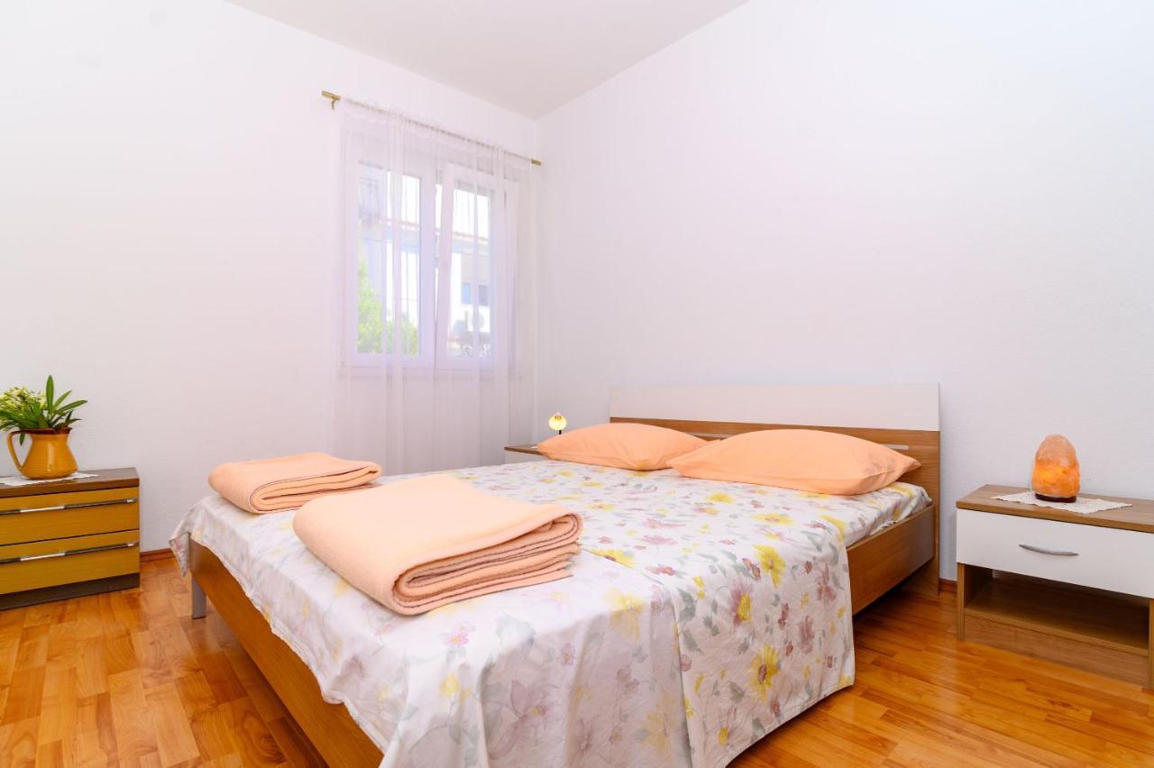 Apartments Vice Трогир Экстерьер фото